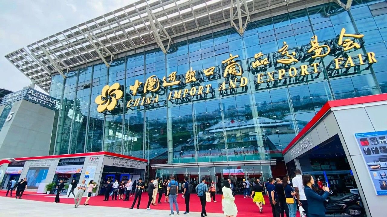 Entrada do pavilhão da Canton Fair, em Cantão, China